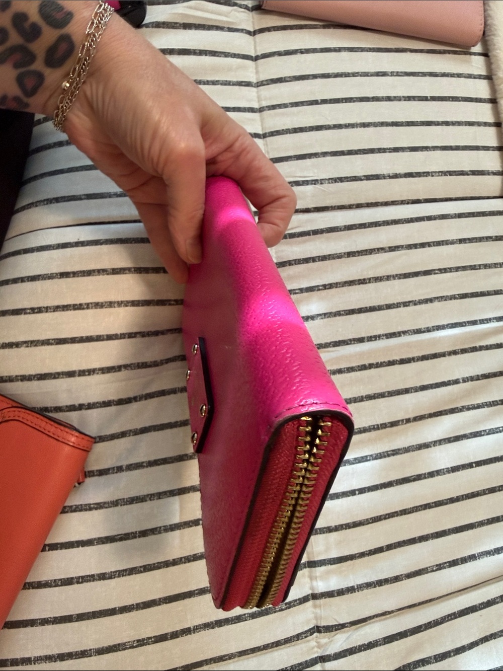 kate spade Bright Pink Zip-Around Leather Wallet with Gold Plaque - Picture 5 of 5